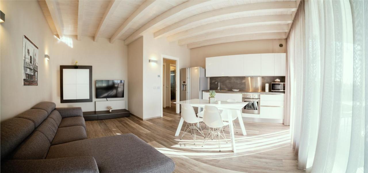 La Giolosa Gardapartments Moniga del Garda Екстер'єр фото